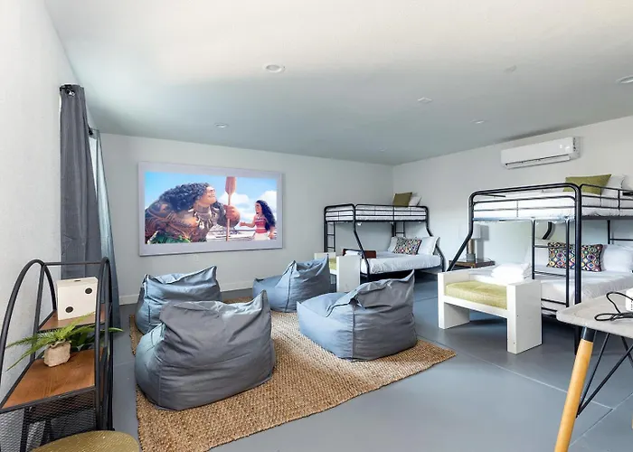 Blumoon-private Pool & Fire Pit-projection Theater