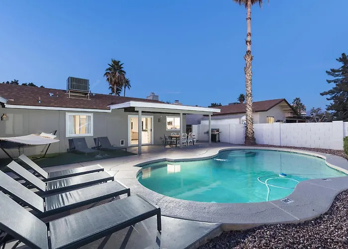 Blumoon-private Pool & Fire Pit-projection Theater *